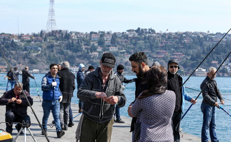 65 yaş üstü sokağa çıkma yasağı olan iller artıyor!