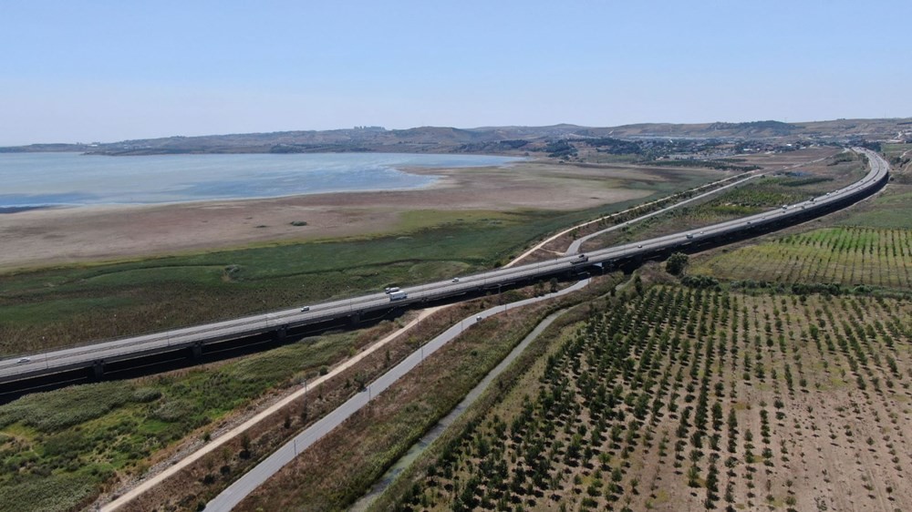 Büyükçekmece Gölü'nde korkutan görüntü