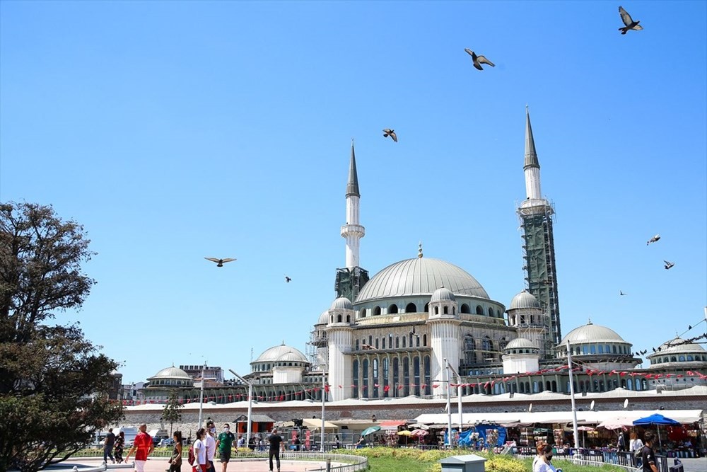 Taksim Camii'nde sona doğru! Yüzde 65'i tamamlandı