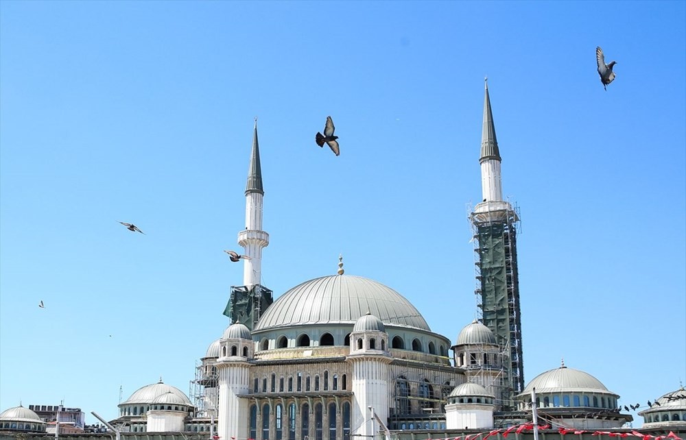 Taksim Camii'nde sona doğru! Yüzde 65'i tamamlandı