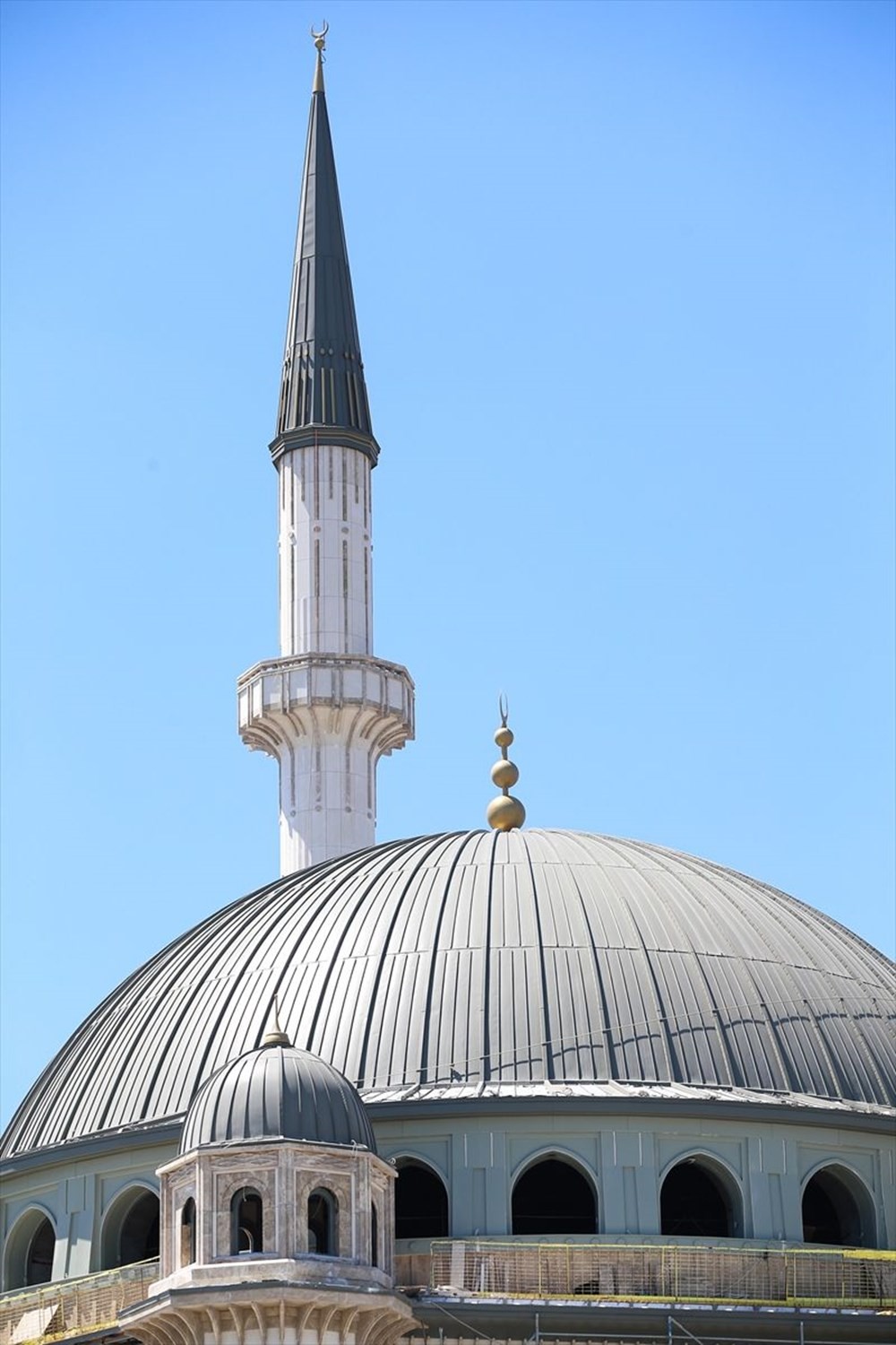 Taksim Camii'nde sona doğru! Yüzde 65'i tamamlandı