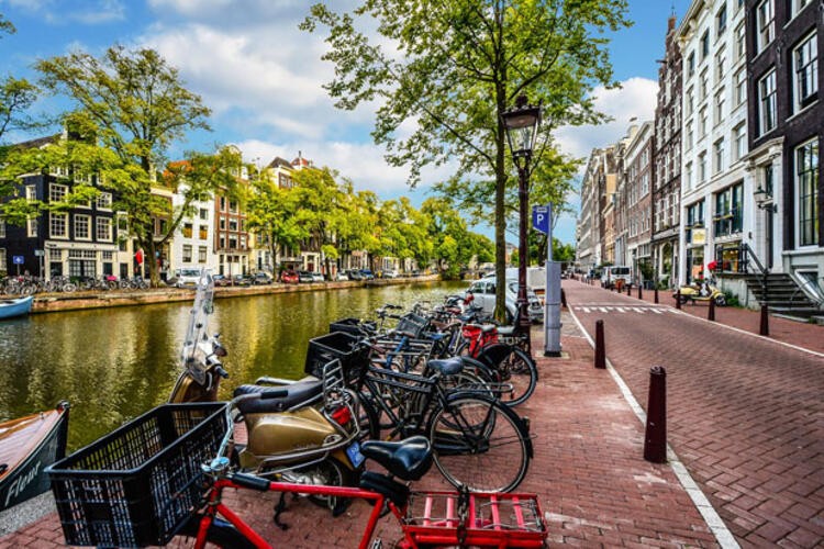 Amsterdam'dan Airbnb'ye yasak kararı