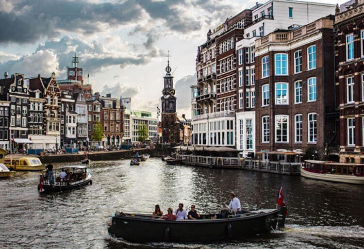 Amsterdam'dan Airbnb'ye yasak kararı