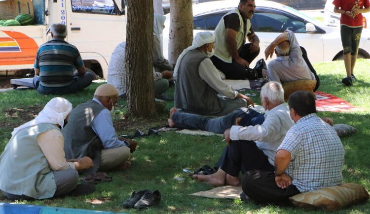 İşte 65 yaş üstü sokağa çıkma kısıtlaması olan iller