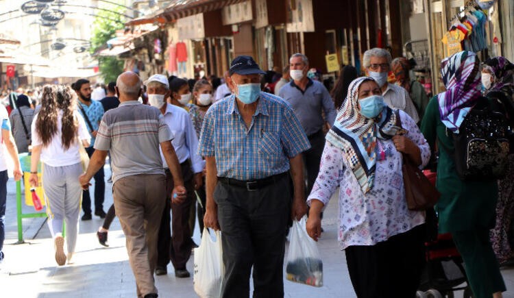 İşte 65 yaş üstü sokağa çıkma kısıtlaması olan iller