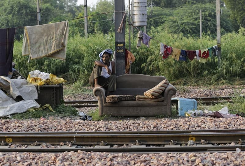 Hindistan Hükümeti 2 milyondan fazla insanı evinden edecek