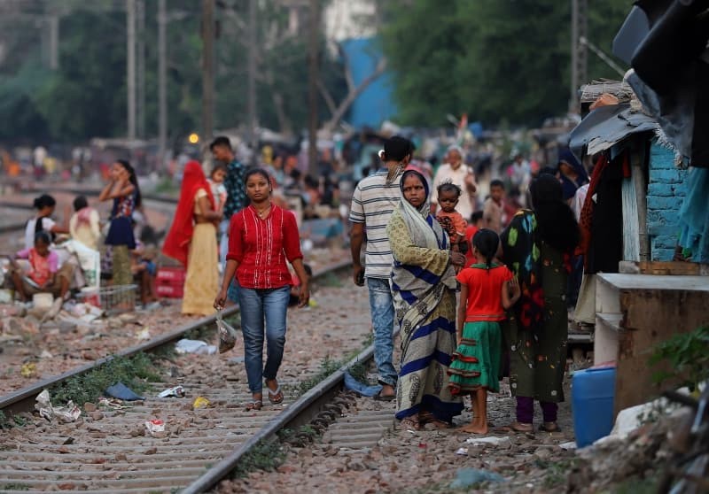 Hindistan Hükümeti 2 milyondan fazla insanı evinden edecek