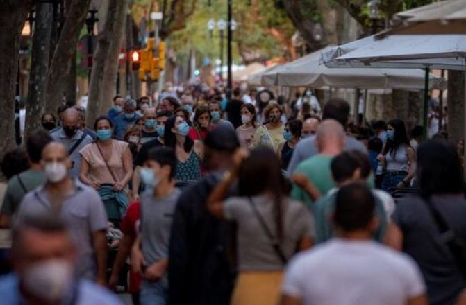 Avrupa salgında ikinci dalgaya diz çöktü!