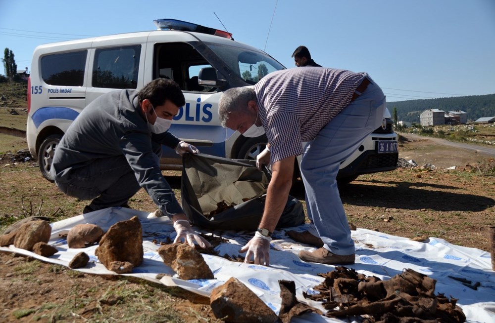 Atık su kanalı kazısında insan kemiği ve mühimmat çıktı