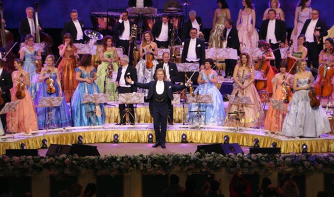 Kovid krizi Andre Rieu'ya kemanını sattırıyor