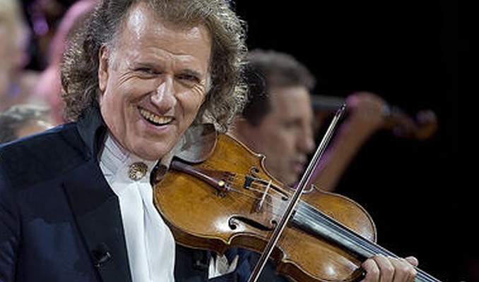 Kovid krizi Andre Rieu'ya kemanını sattırıyor