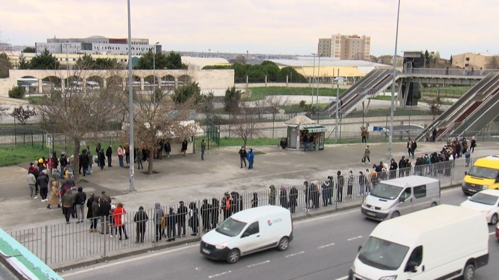 İstanbul Kart noktalarında HES kodu kuyruğu