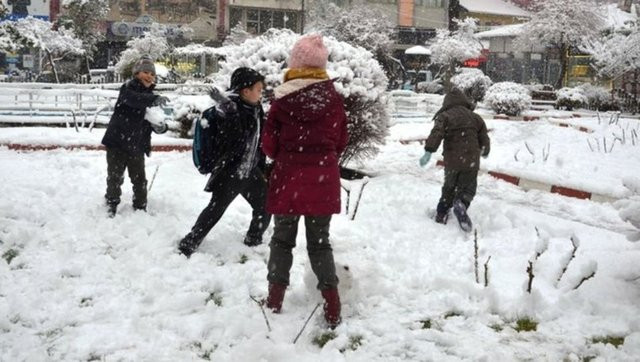 Meteoroloji uyardı! Doğu'da kar batıda don 