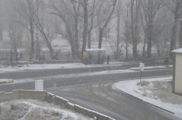 Meteoroloji uyardı! Doğu'da kar batıda don 