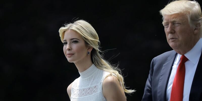 Ivanka Trump protestoculara ‘vatansever’ dediği tweet'ini sildi