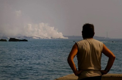 La Palma'da yanardağ nedeniyle evlerini kaybeden halk psikolojik yıkım yaşıyor