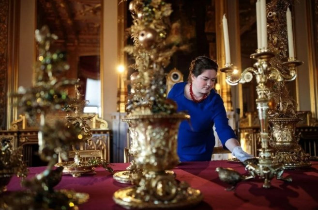 Kraliçe Elizabeth yeni çalışanlar arıyor