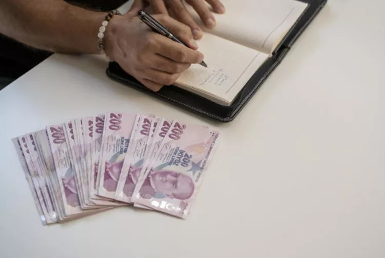 Asgari ücret desteği nefes aldırıyor: Sınır 294 lira...