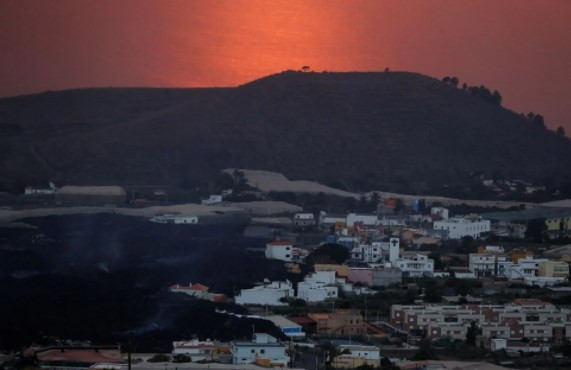 Cumbre Vieja'dan çıkan lavlar 2 bin 600'ü aşkın binayı yaktı