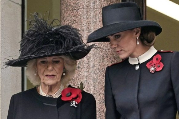 Kraliçe Elizabeth'in yerine Kate Middleton