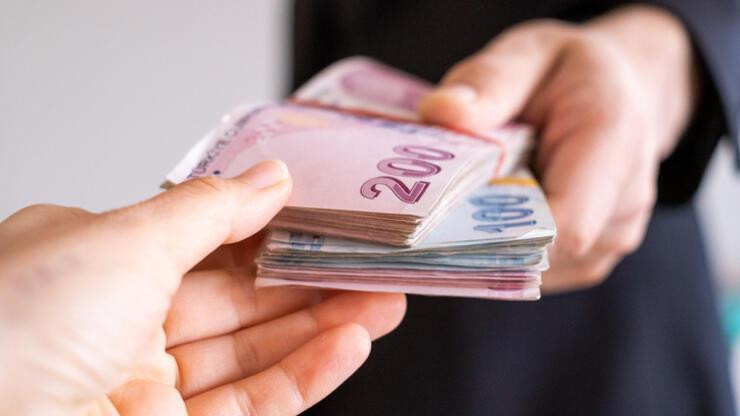 Canlı yayında açıkladı: Asgari ücrette 5 bin 200 lira mümkün mü?