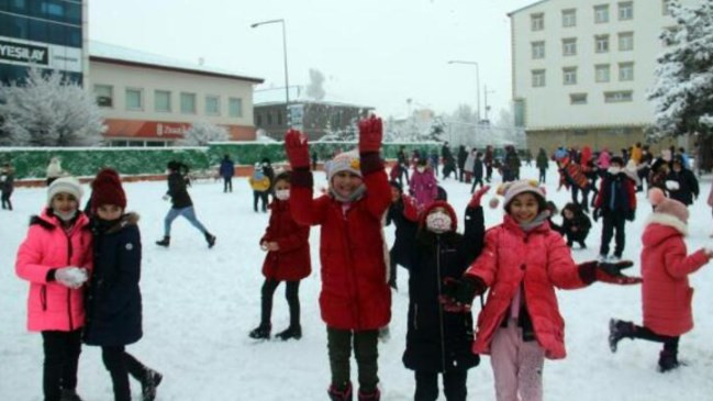 Doğu illeri beyaza büründü