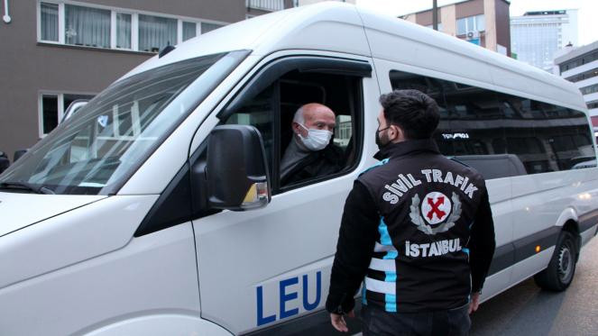 İstanbullunun çilesi trafikte servis faktörü!