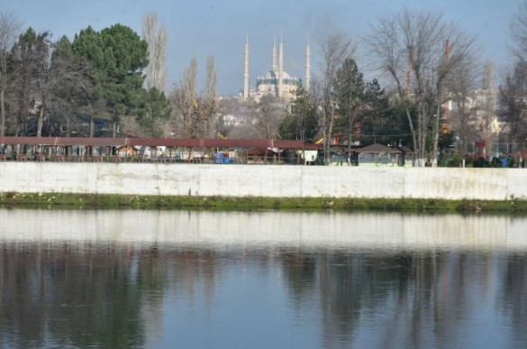 Edirne'de yağışlar nehir debilerini artırdı, barajlar doldu