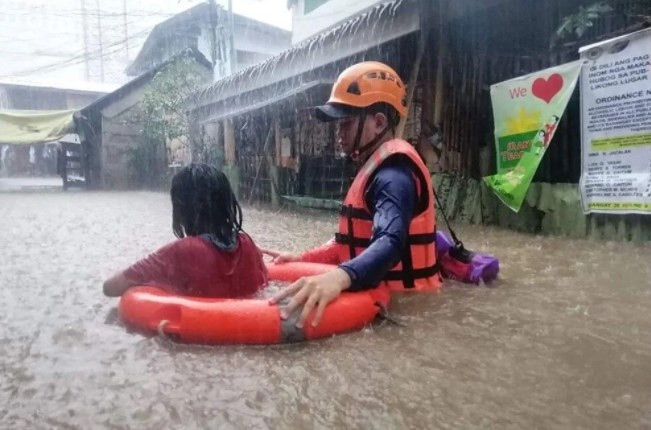 Rai Tayfunu'nun vurduğu Filipinler'den kareler