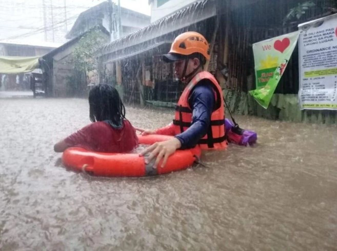 Rai Tayfunu'nun vurduğu Filipinler'den kareler