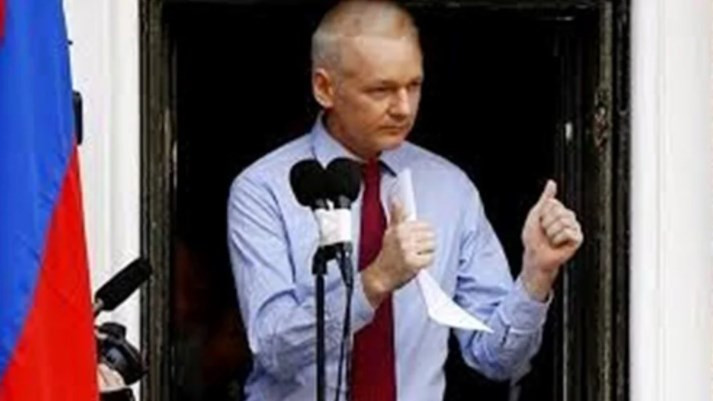 ABD, Assange'ı izlediğini kabul etmek istemiyor