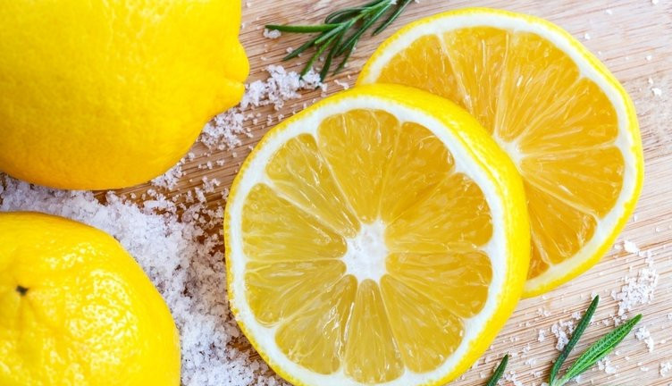 Limonun bir yararı daha ortaya çıktı: Bu yönteme dikkat!