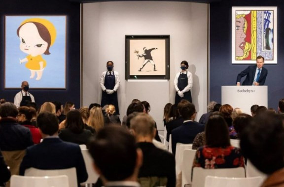 Sotheby's tarihin en yüksek satışına ulaştı: 7.3 milyar dolar