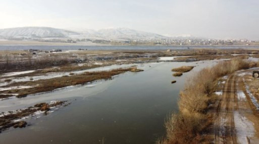 Türkiye'nin en soğuk yeri eksi 26 ile İmranlı oldu: Kızılırmak Nehri dondu