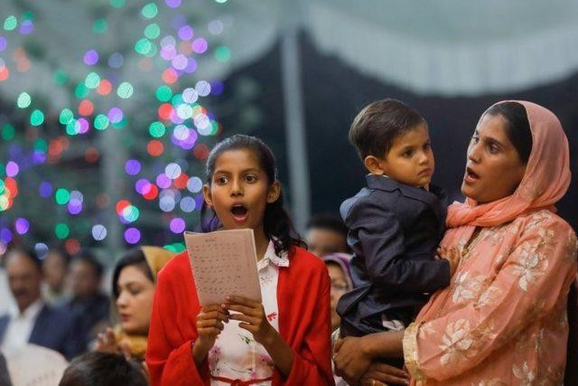 Dünyada Noel kutlamaları