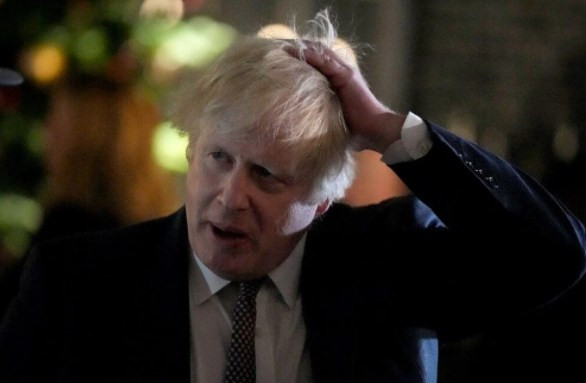 Boris Johnson'a Noel partisi soruşturması açılmayacak