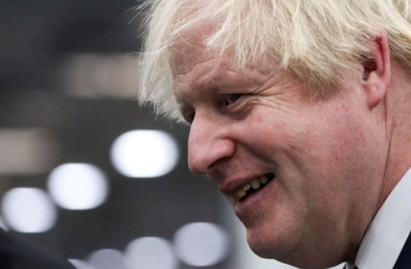 Boris Johnson'a Noel partisi soruşturması açılmayacak