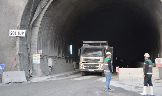 Zigana Tüneli'nin yüzde 81'i tamamlandı