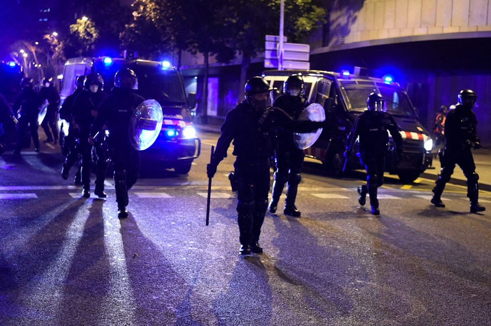 İspanya’da rapçi Hasel protestoları 6. gününü doldurdu