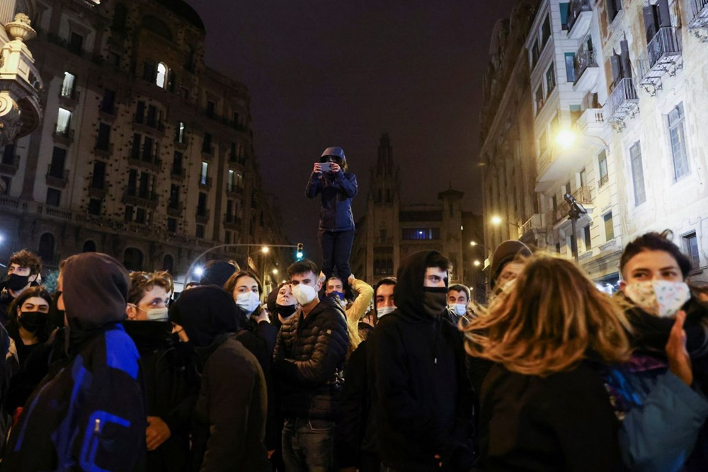 İspanya’da rapçi Hasel protestoları 6. gününü doldurdu