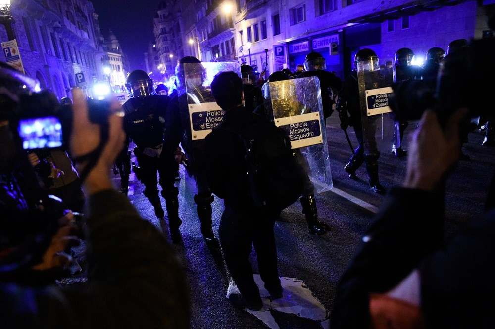 İspanya’da rapçi Hasel protestoları 6. gününü doldurdu