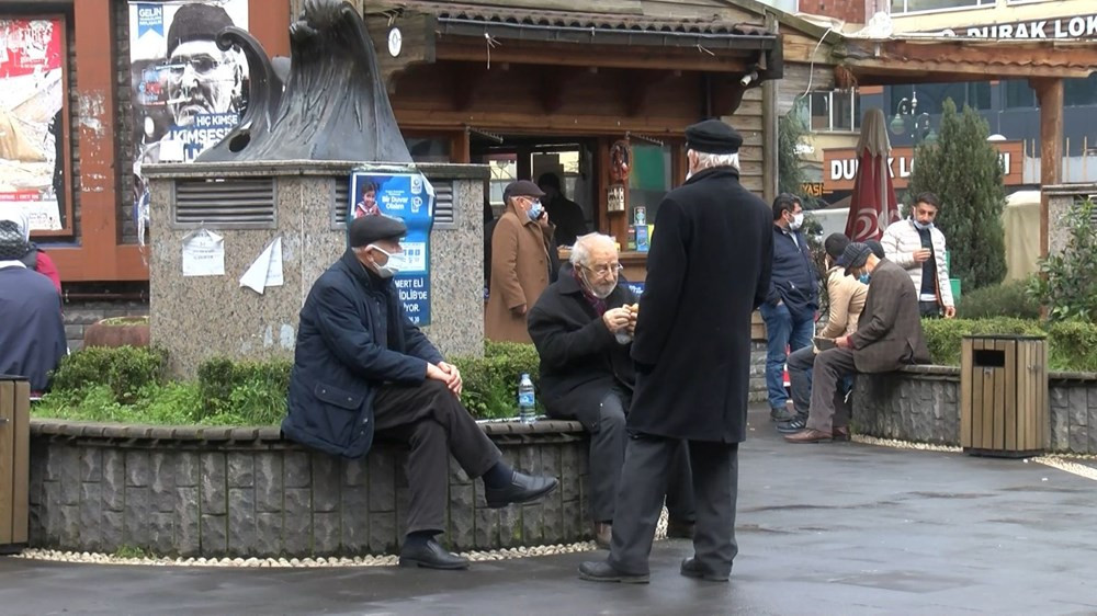 En çok vaka görülen iller arasındaki Rize'de 'çay sohbetleri' yasaklandı