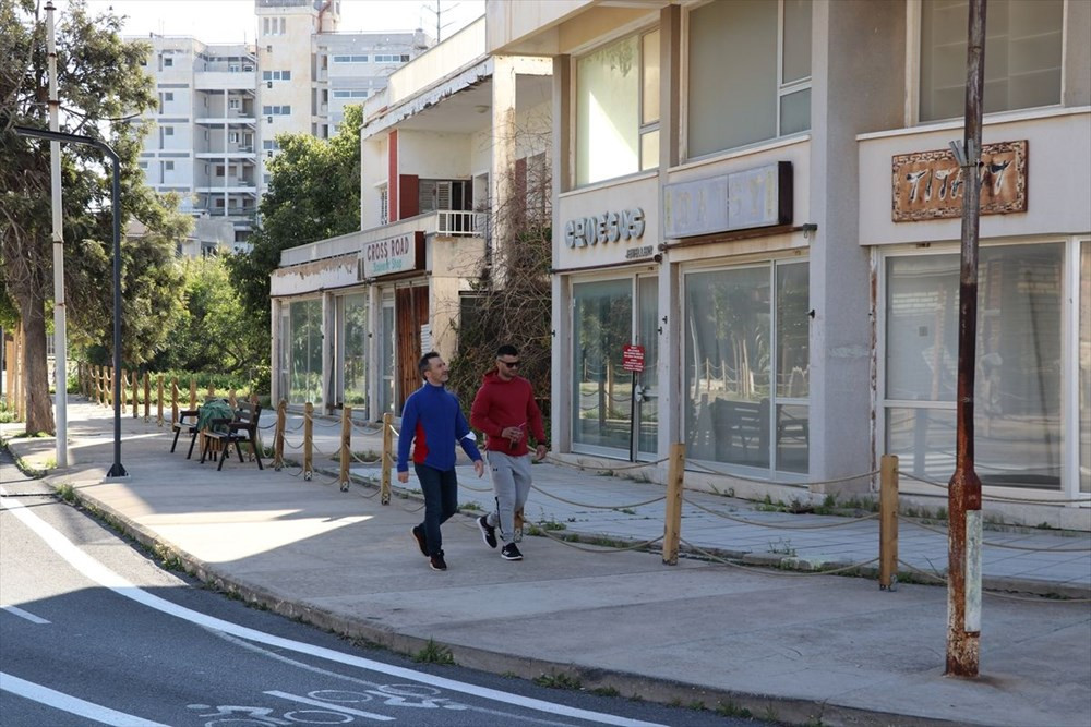 Kapalı Maraş yeniden ziyaretçilerin ilgi odağı oldu