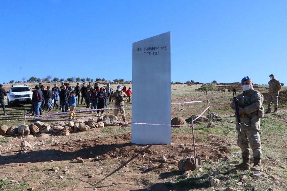 Göbeklitepe'de bulunan gizemli monolit kaldırıldı