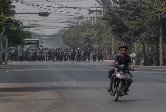 Myanmar'daki darbe sonrası korkunç talimat! Ölene kadar ateş edin