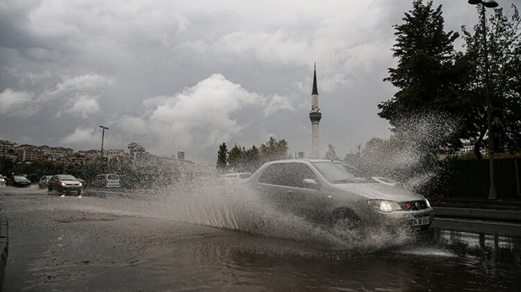 Kutupların lastiği gevşedi, bahar bir aya indi