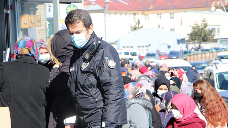 İndirim korona virüsü unutturdu