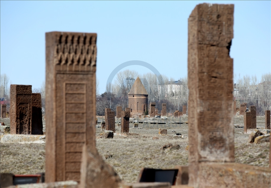 Selçuklu Meydan Mezarlığı dünyaya tanıtılacak