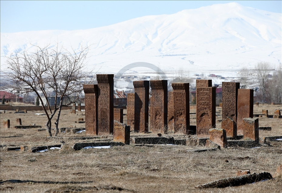 Selçuklu Meydan Mezarlığı dünyaya tanıtılacak