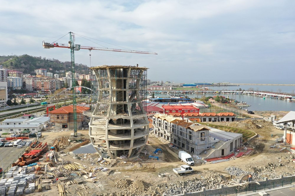 Rize'ye Guinness'e aday dev çay bardağı heykeli